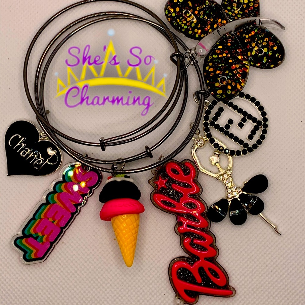 Charm bracelet